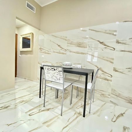 מילאנו Moderno Apartment Linate San Donato מראה חיצוני תמונה